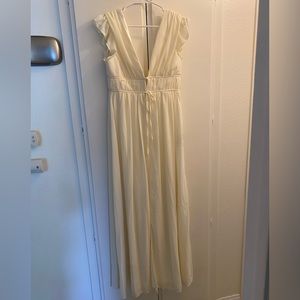 Cream white ruffled maxi dress Lulu’s